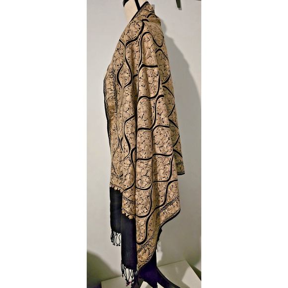 Kashmiri Embroidered Wool Shawl Wrap Stole Black Beige Embellished Women 28 x 80 - Picture 4 of 9